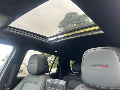 New 2027 GMC Terrain AT4 w/ Technology Package II AWD/4WD image 25