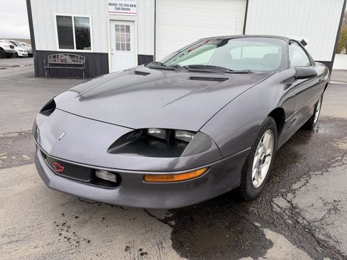 Used 1993 Chevrolet Camaro LT RWD image 10
