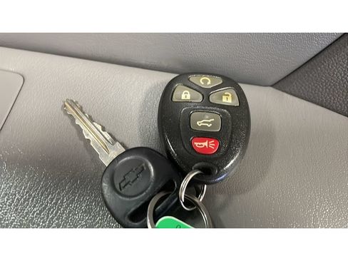 Used 2015 Chevrolet Traverse LT FWD image 19