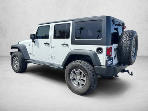 Used 2016 Jeep Wrangler Unlimited Rubicon w/ Connectivity Group AWD/4WD image 7