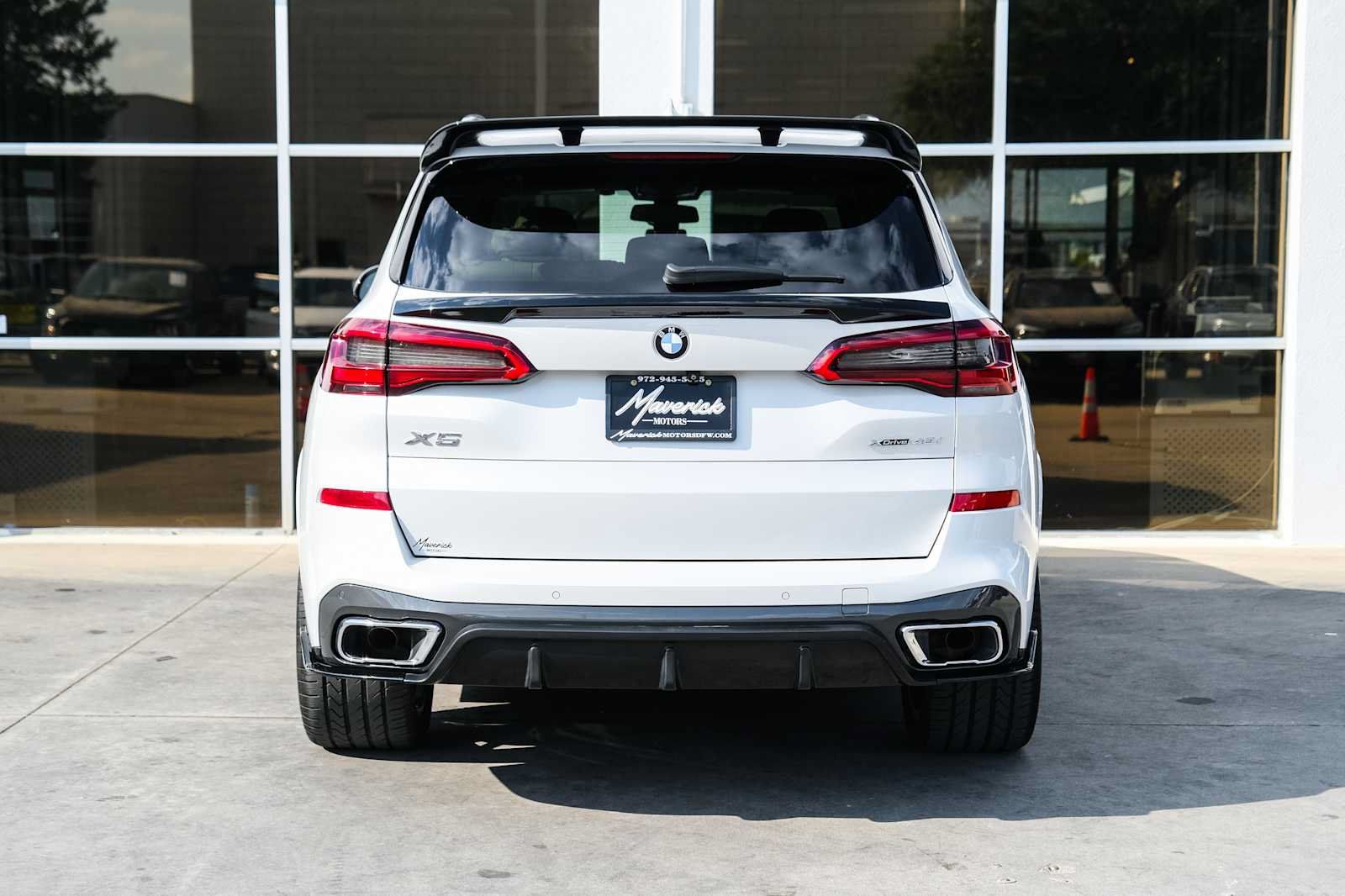 Used 2019 BMW X5 xDrive40i w/ M Sport Package AWD/4WD image 11