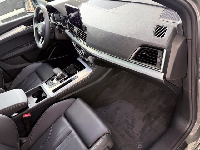 Certified 2024 Audi Q5 2.0T Premium Plus AWD/4WD image 24
