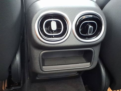 New 2026 Mercedes-Benz GLC 300 4MATIC image 25