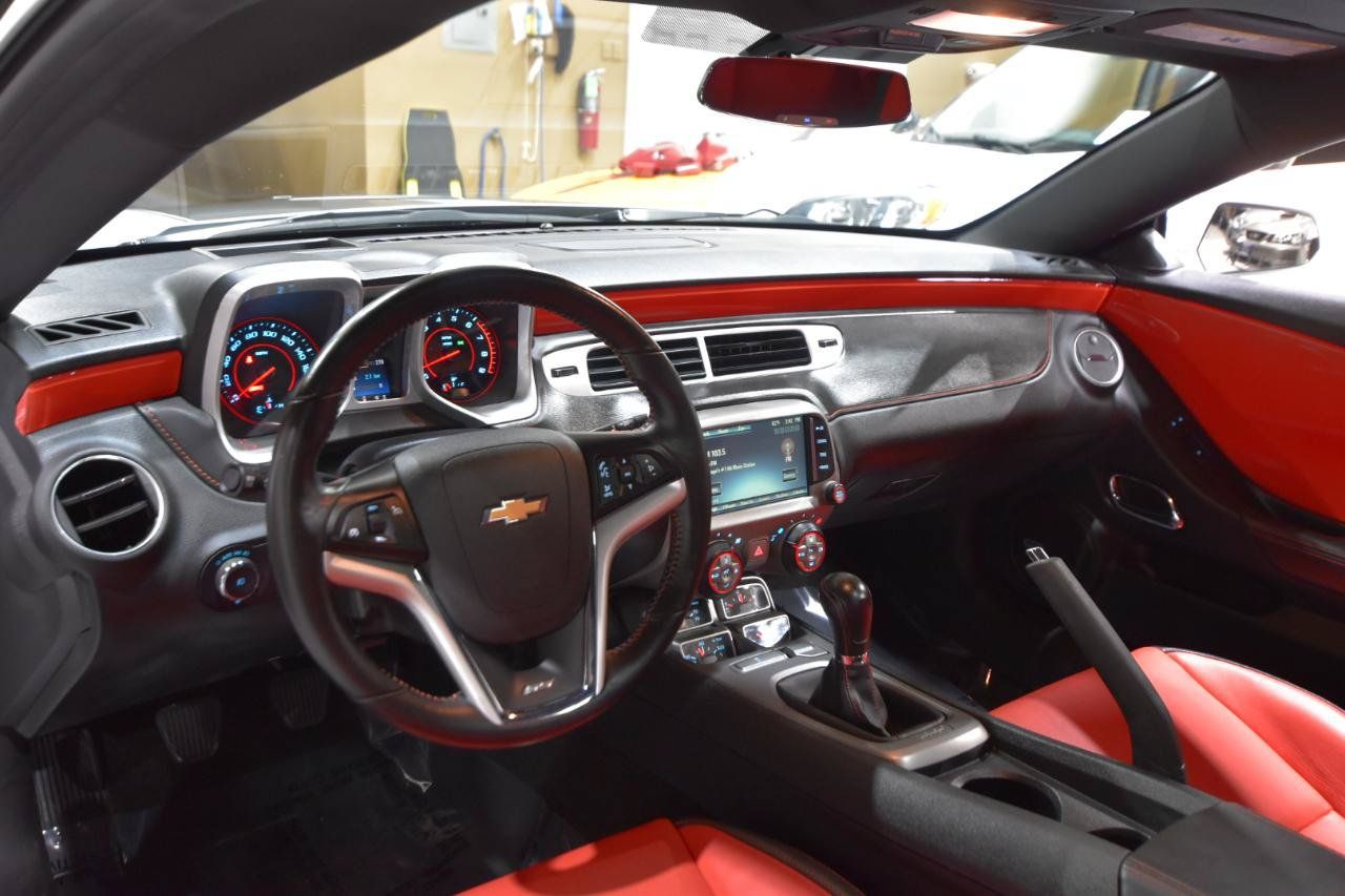 Used 2014 Chevrolet Camaro SS w/ RS Package RWD image 15