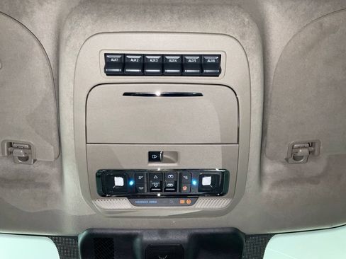 New 2026 Ford F350 Platinum w/ Platinum Plus Package AWD/4WD image 22