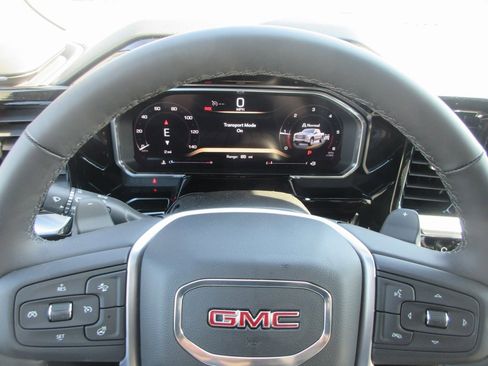 New 2026 GMC Sierra 1500 Elevation image 17