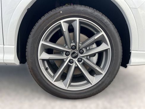 New 2025 Audi Q3 2.0T Premium image 11