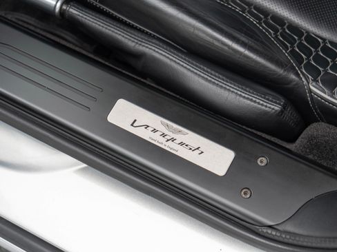 Used 2016 Aston Martin Vanquish Volante image 27