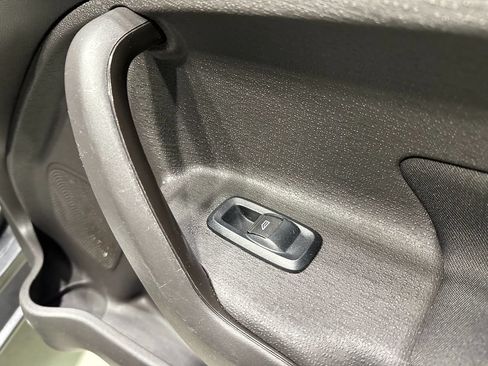 Used 2019 Ford Fiesta SE FWD image 11