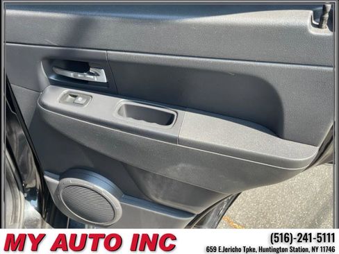 Used 2012 Jeep Liberty Sport image 30