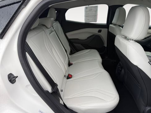 Certified 2024 Ford Mustang Mach-E Premium image 18