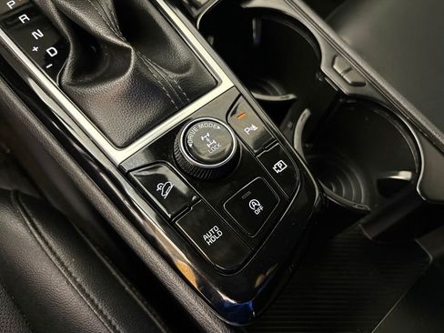 Used 2025 Kia Sportage X-Line AWD/4WD image 31