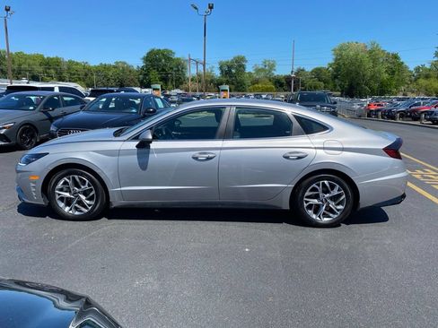 Certified 2023 Hyundai Sonata SEL w/ Winter Weather Package FWD image 7