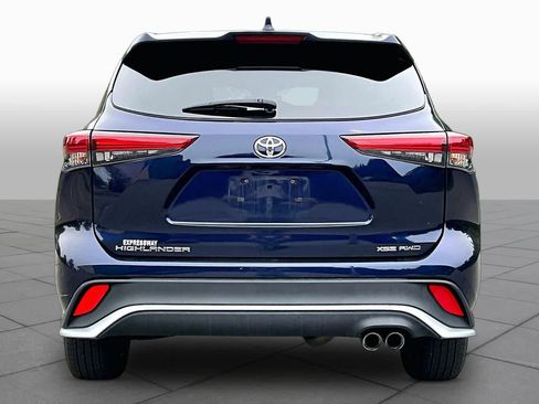 Used 2023 Toyota Highlander XSE AWD/4WD image 5