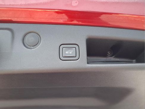 Certified 2021 Chevrolet Equinox Premier AWD/4WD image 6