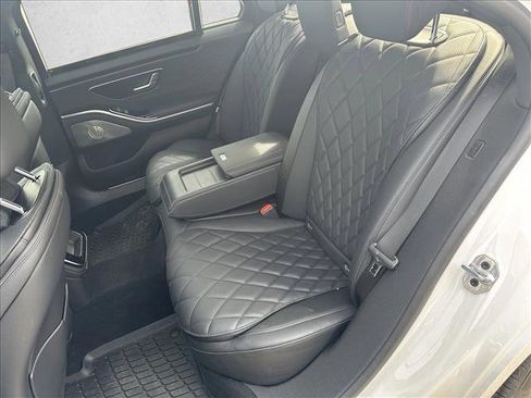 Used 2024 Mercedes-Benz S 580 4MATIC Sedan image 14