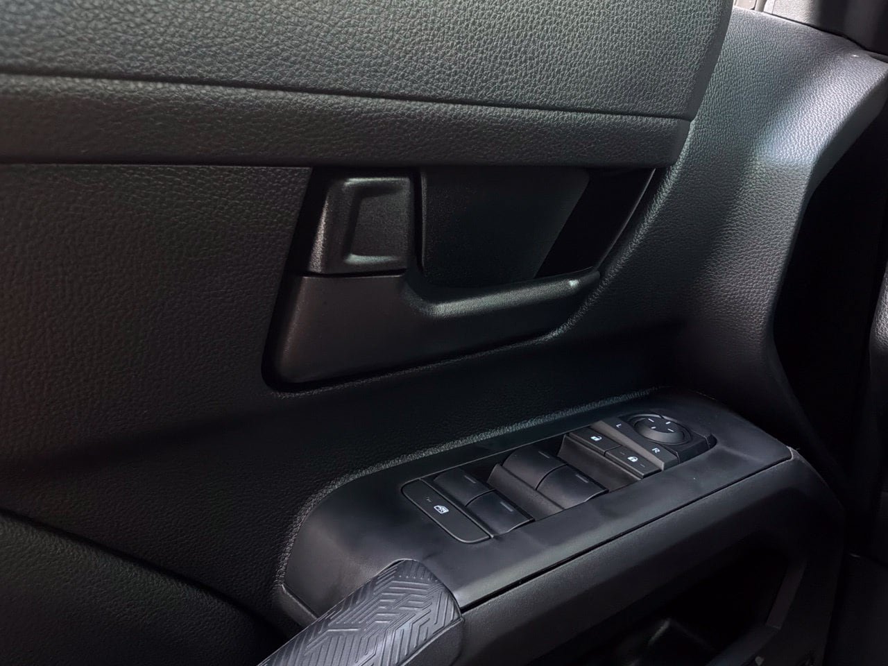 Certified 2026 Toyota Tacoma SR RWD image 20