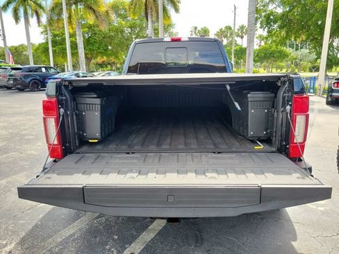 Used 2022 Ford F350 Platinum w/ FX4 Off-Road Package AWD/4WD image 8