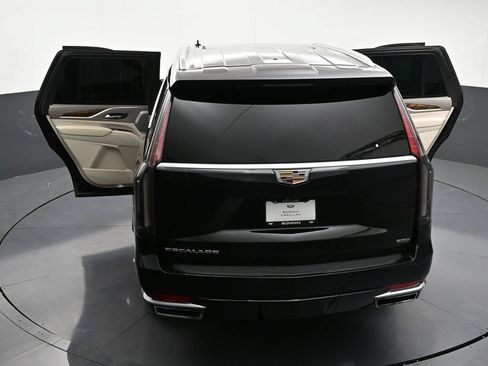 Used 2021 Cadillac Escalade Premium Luxury Platinum AWD/4WD image 36