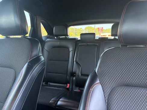 Used 2025 Ford Escape ST-Line Select AWD/4WD image 19