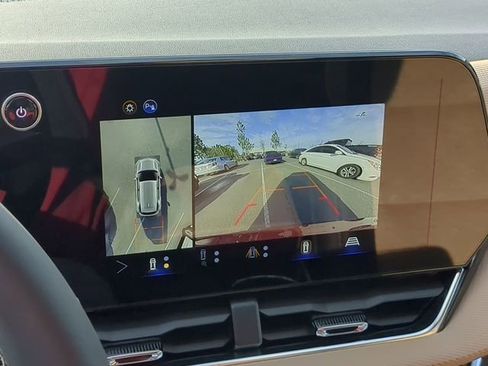 New 2026 Chevrolet Equinox ACTIV w/ Safety and Technology Package image 32