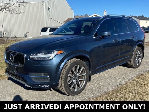 Used 2018 Volvo XC90 T6 Momentum w/ Convenience Package image 1