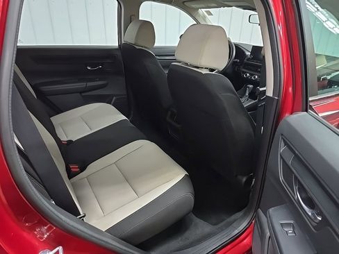 Used 2023 Honda CR-V LX image 17