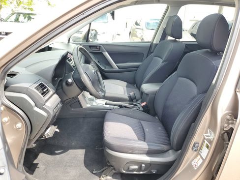 Used 2016 Subaru Forester 2.5i Premium AWD/4WD image 10