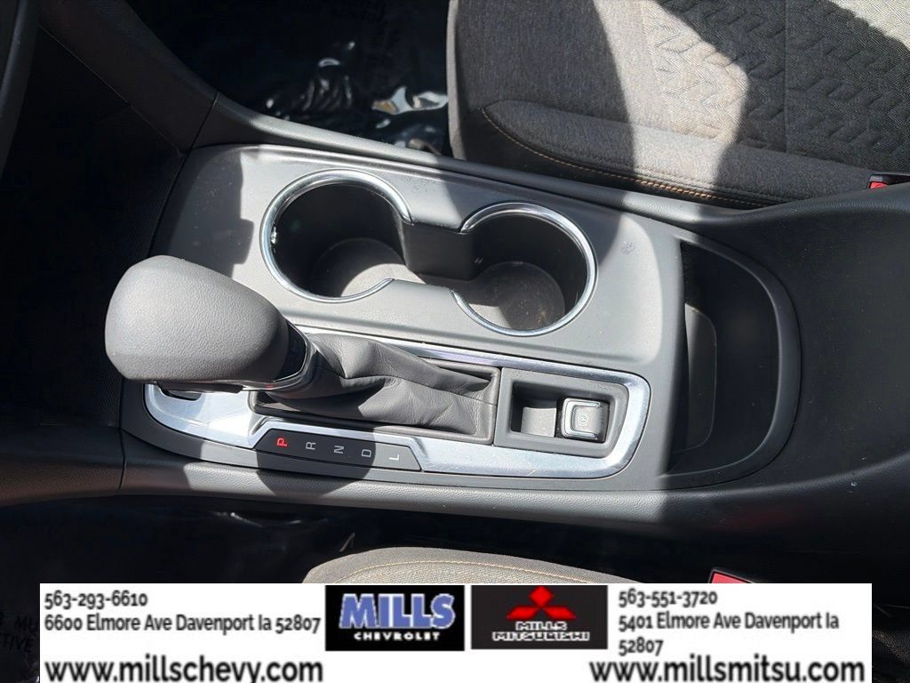 Used 2022 Chevrolet Equinox LT AWD/4WD image 16