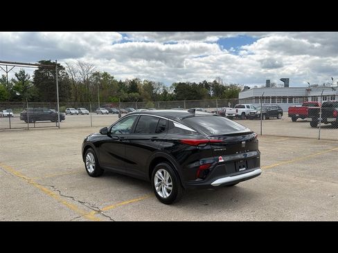 Used 2024 Buick Envista Preferred FWD image 4