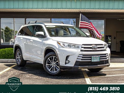 Used 2018 Toyota Highlander XLE FWD image 1