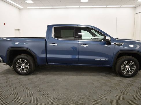 Used 2024 GMC Sierra 1500 SLT image 8