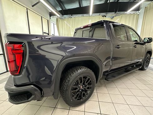Certified 2023 GMC Sierra 1500 Elevation w/ Elevation Premium Package image 6