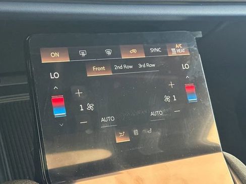 New 2026 Cadillac Vistiq Premium Luxury w/ LPO, Floor Liner Package image 20