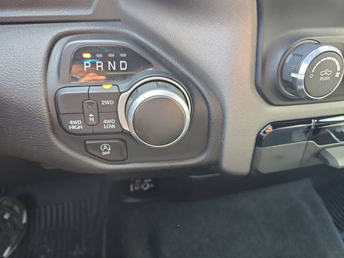Used 2024 RAM 1500 Big Horn AWD/4WD image 24