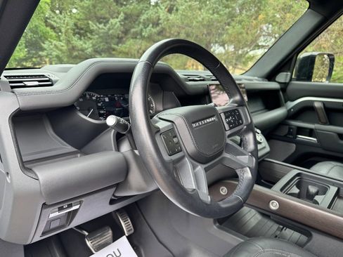 Used 2023 Land Rover Defender 130 X AWD/4WD image 13