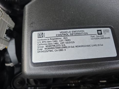 Used 2021 Cadillac Escalade Premium Luxury Platinum image 36