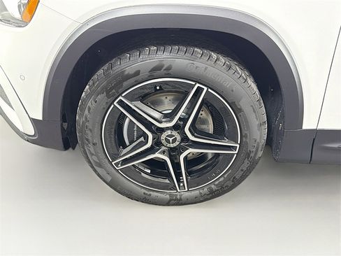 New 2026 Mercedes-Benz GLB 250 4MATIC image 33
