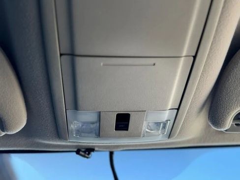 Used 2011 Ford Expedition EL XLT image 36