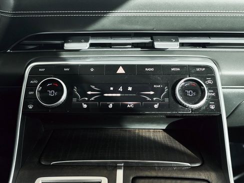 Used 2024 Genesis GV80 2.5T image 49