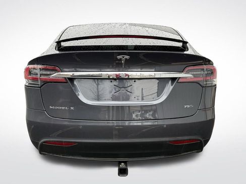 Used 2018 Tesla Model X 75D image 6