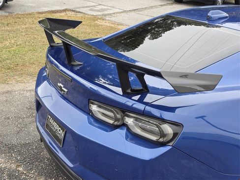 Used 2022 Chevrolet Camaro ZL1 image 29