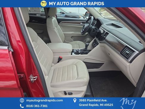Used 2019 Volkswagen Atlas SEL Premium image 26