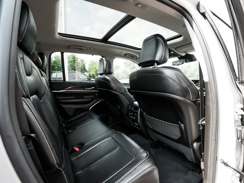 Used 2024 Jeep Grand Cherokee Limited 4xe w/ Luxury Tech Group II AWD/4WD image 41