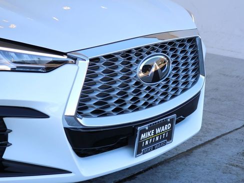 Used 2024 INFINITI QX55 Luxe w/ Cargo Package image 12