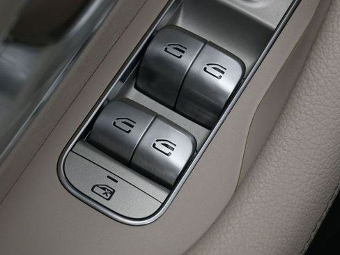 Used 2022 Mercedes-Benz GLE 350 4MATIC image 12