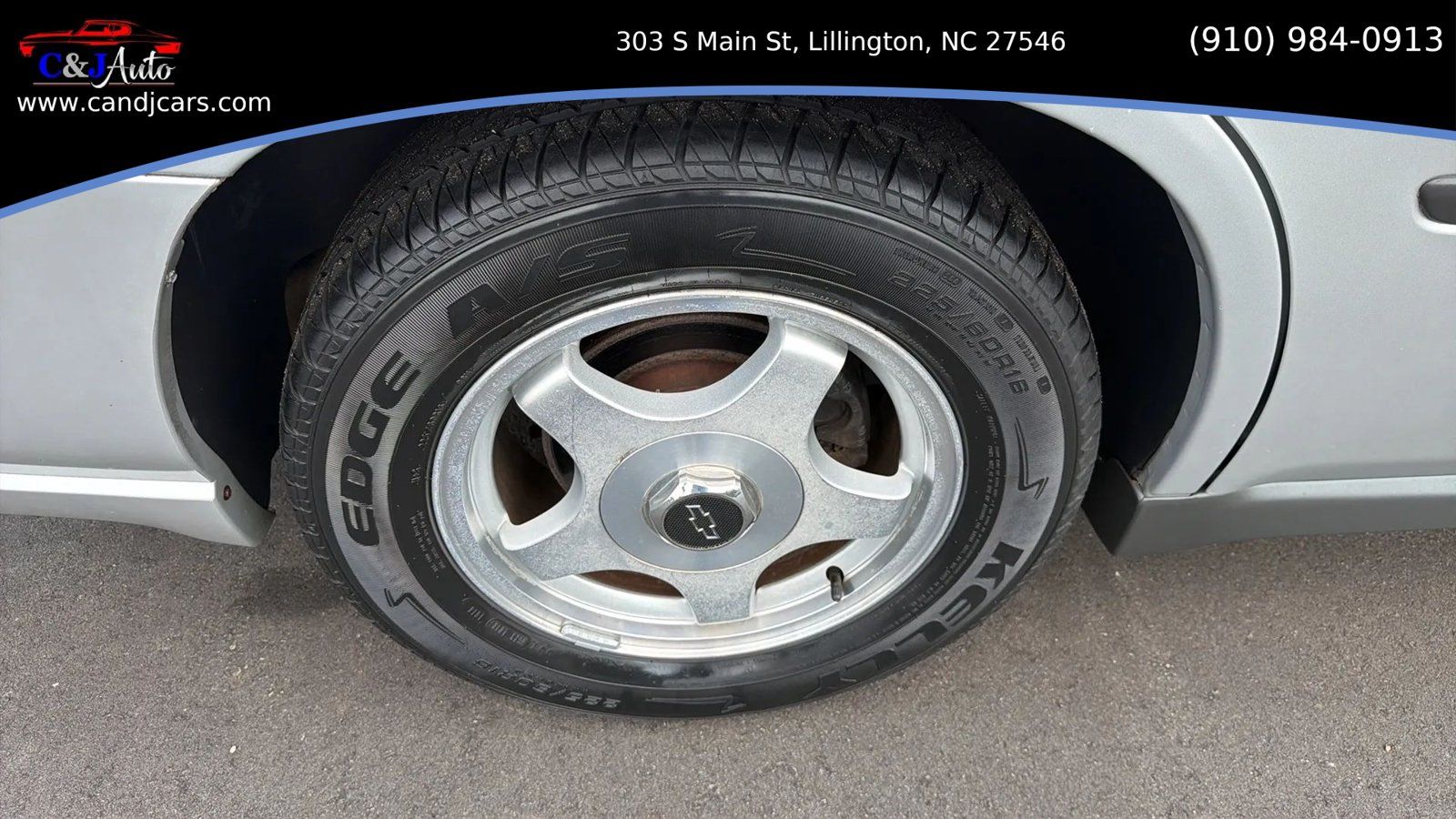 Used 2004 Chevrolet Impala w/ Preferred Equipment Group FWD image 20