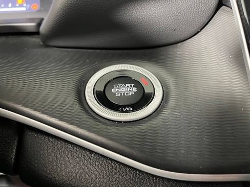 Used 2023 Jeep Grand Cherokee Altitude AWD/4WD image 24