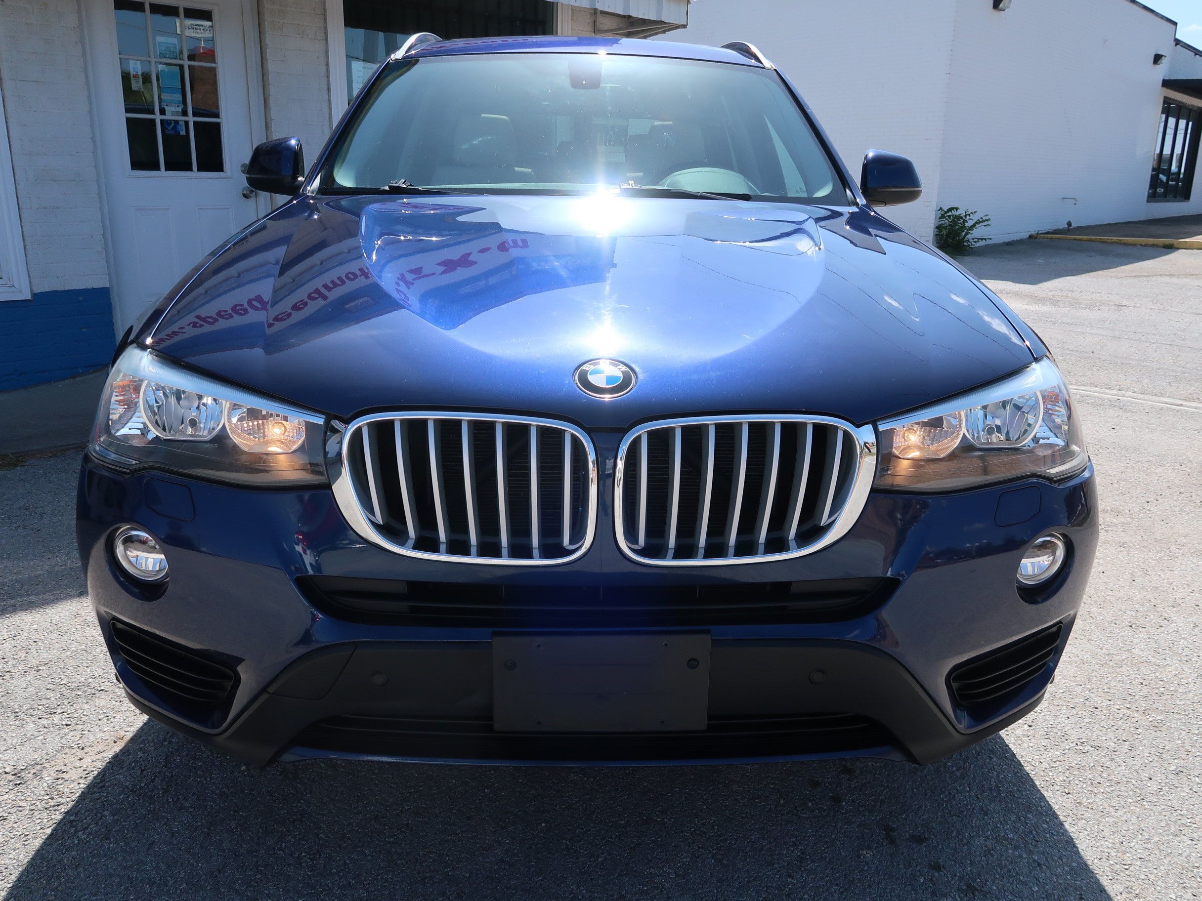 Used 2017 BMW X3 sDrive28i RWD image 9