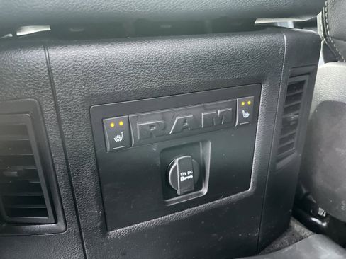 Used 2015 RAM 1500 Laramie w/ Convenience Group image 17